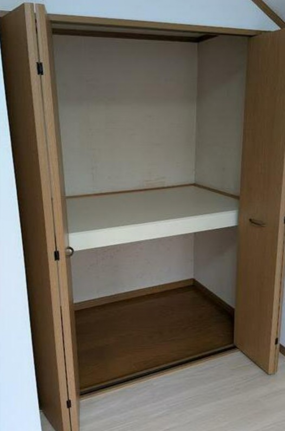 <dd>【賃貸アパート】KWハイム202号室【西武池袋線「大泉学園」駅13分】</dd>