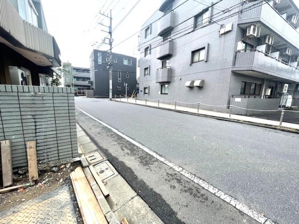 <dd>敷地66坪付き 住宅用地</dd>