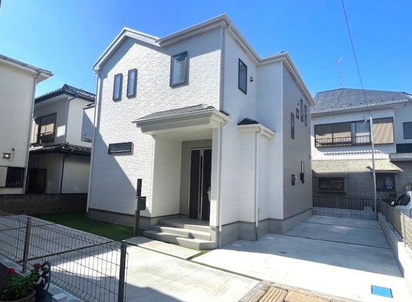 敷地45坪　駐車3台可　完成済内覧可