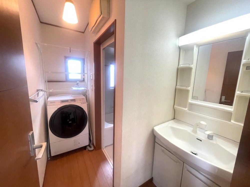 <dd>【賃貸戸建住宅】練馬区大泉町１丁目</dd>