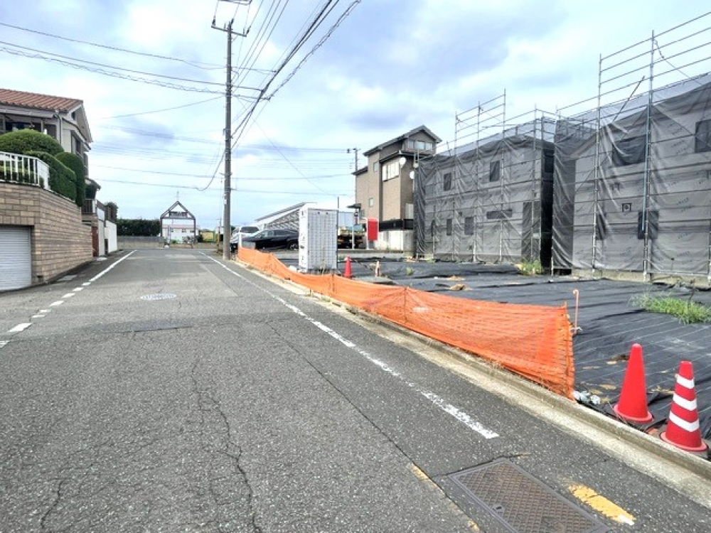 <dd>今回販売　建築条件無し売地　C区画</dd>