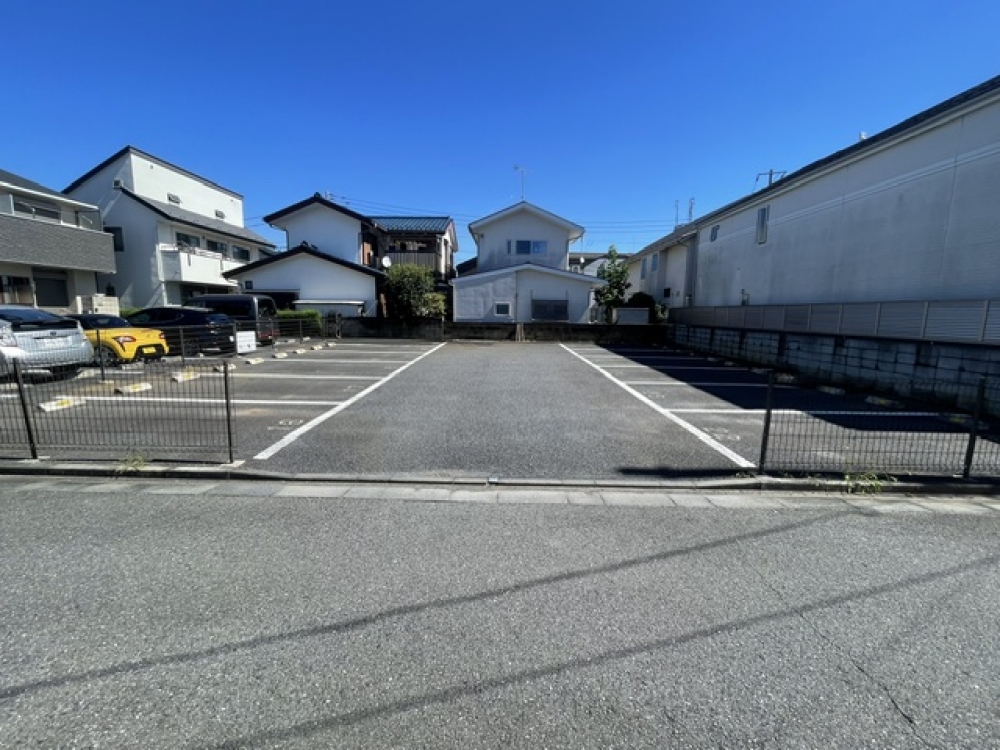 <dd>櫻井駐車場</dd>